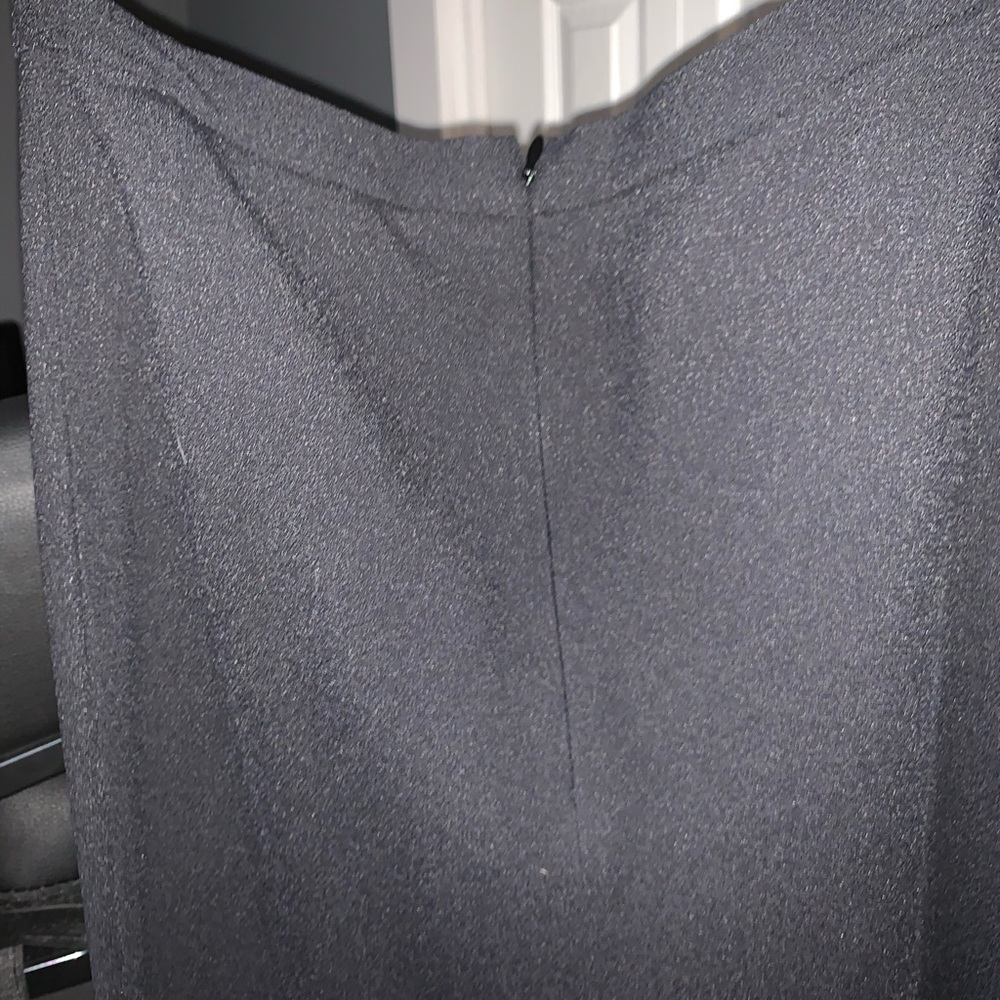 Giambattista Valli Fluted crepe midi skirt - Picture 8 of 8